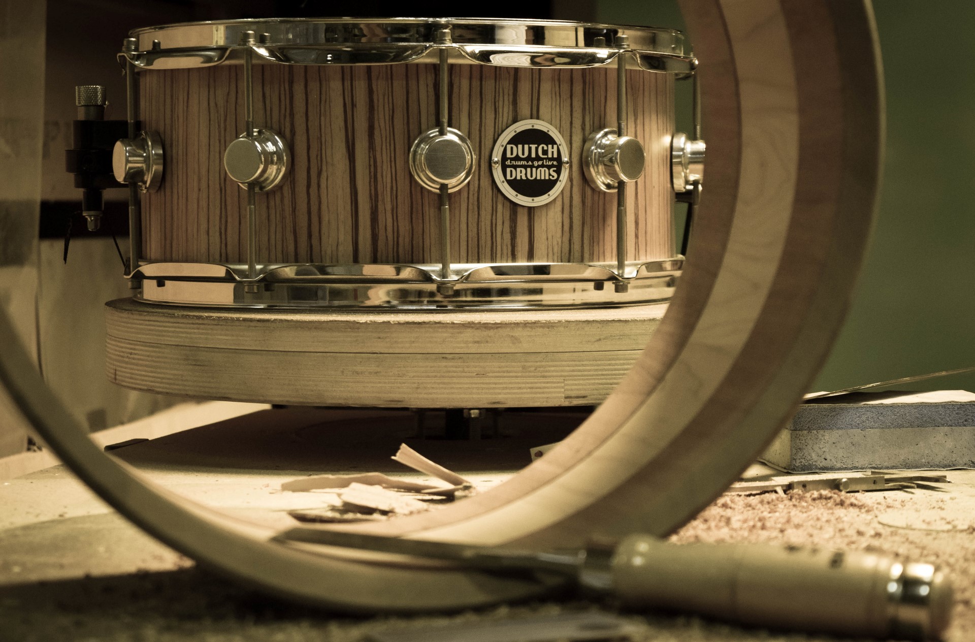 Dutch Drums for life! Producent van snare drums, drumschermen en octobans